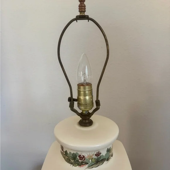Vintage Hand Painted Porcelain Chinese Feng Cheng Table Lamp 26” - Picture 13 of 13